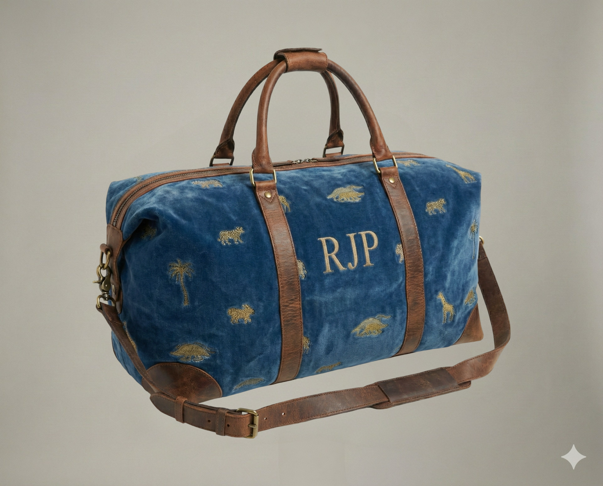 THE HOLLYWOOD DUFFLE