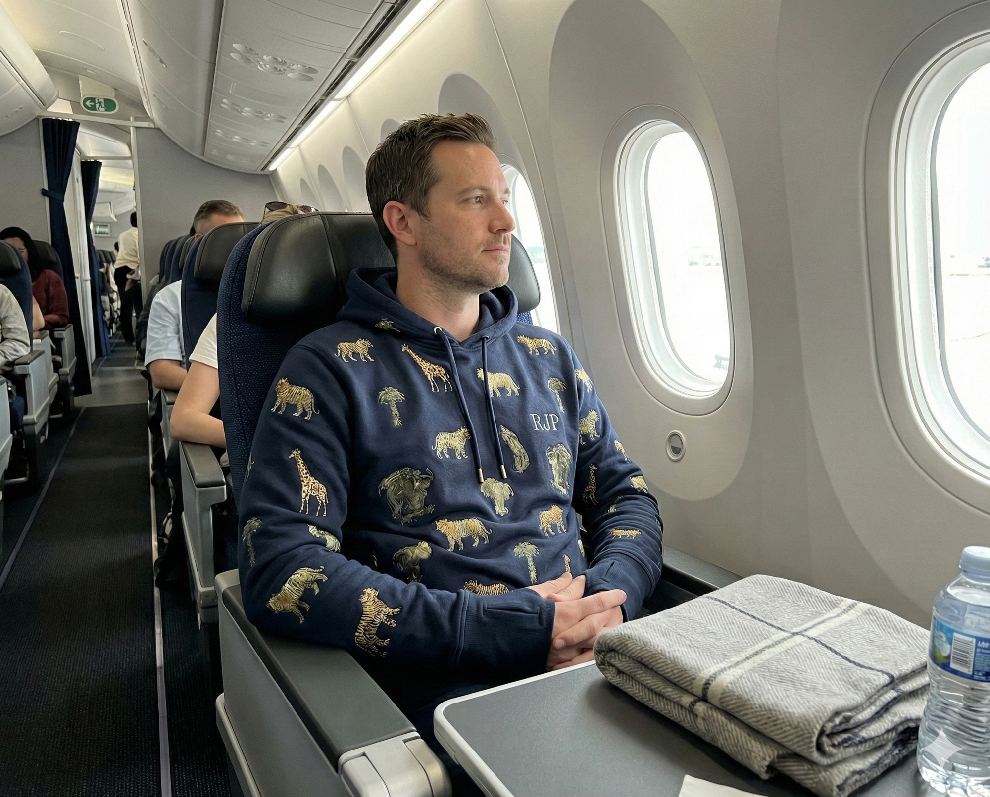 THE LONG-HAUL CABIN HOODIE