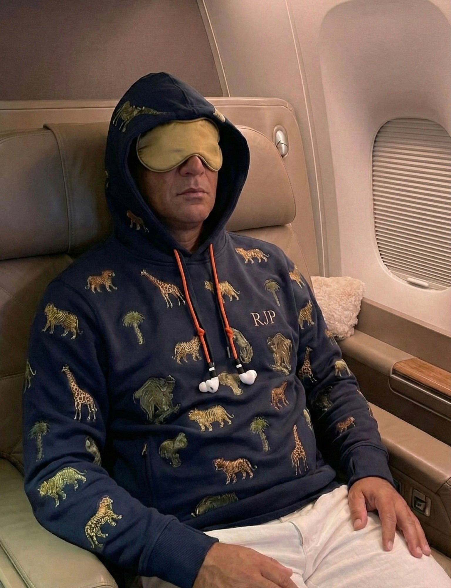 THE LONG-HAUL CABIN HOODIE